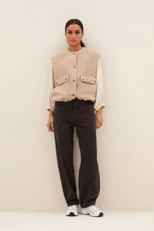by-bar - maggie sleeveless jacket | dark sand - Image 5