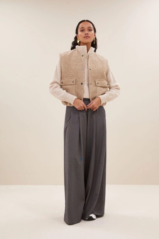 by-bar - maggie sleeveless jacket | dark sand - Image 3