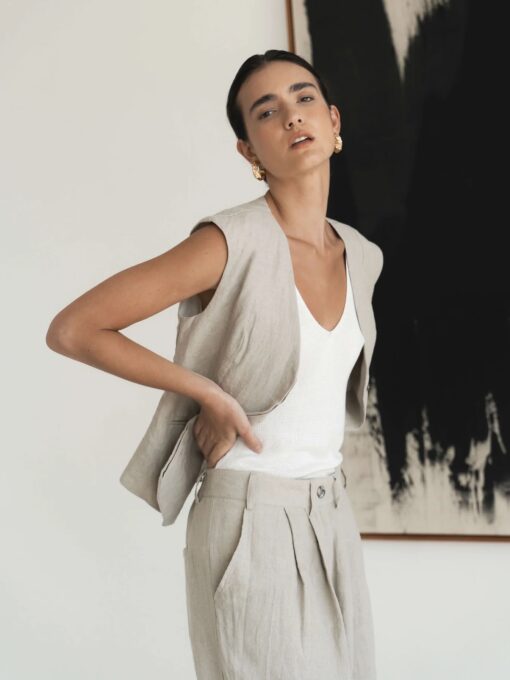 lu.ciee - 02 Gesine Linen Vest in Natural Brown - Image 3