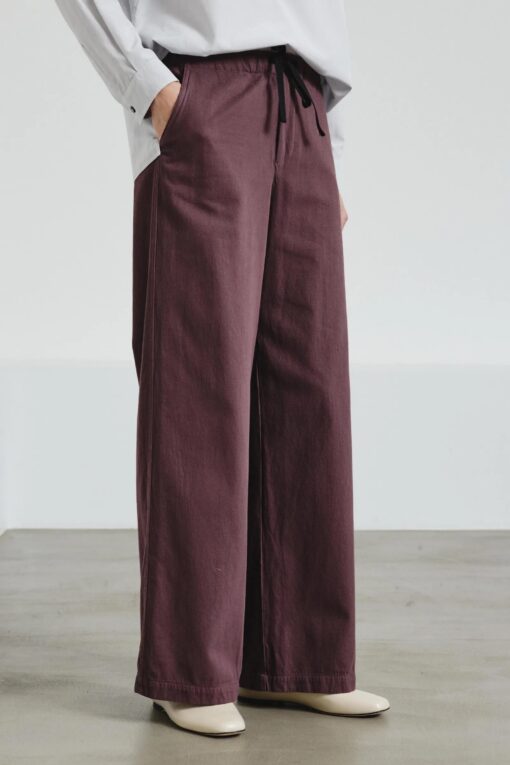 Pomandère - Wide-leg trousers in brushed drill - aubergine - Image 4