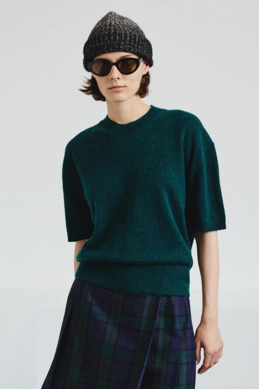 Pomandère - Fine-knit t-shirt in alpaca - bottle green