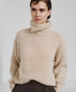 Pomandère - High-neck sweater in mohair - vanilla