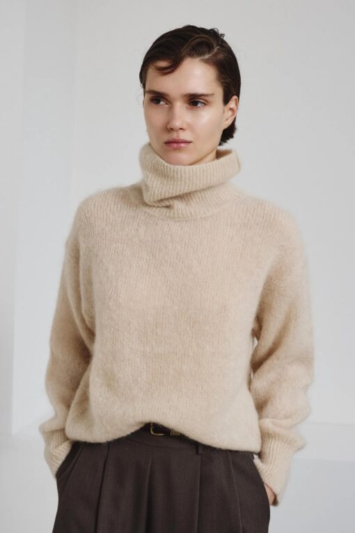 Pomandère - High-neck sweater in mohair - vanilla