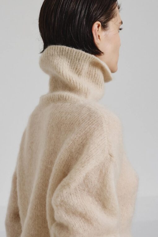 Pomandère - High-neck sweater in mohair - vanilla - Image 3