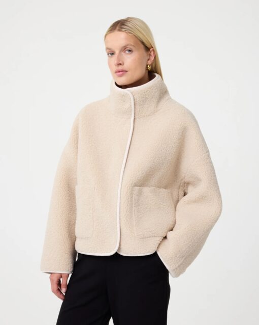 knit-ted - Jill Jacket - Creme - Image 2