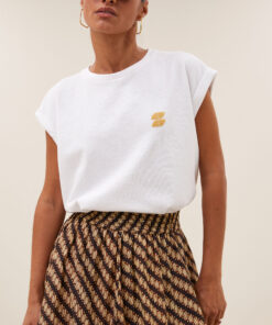 by-bar - tobi flame logo top | bright white