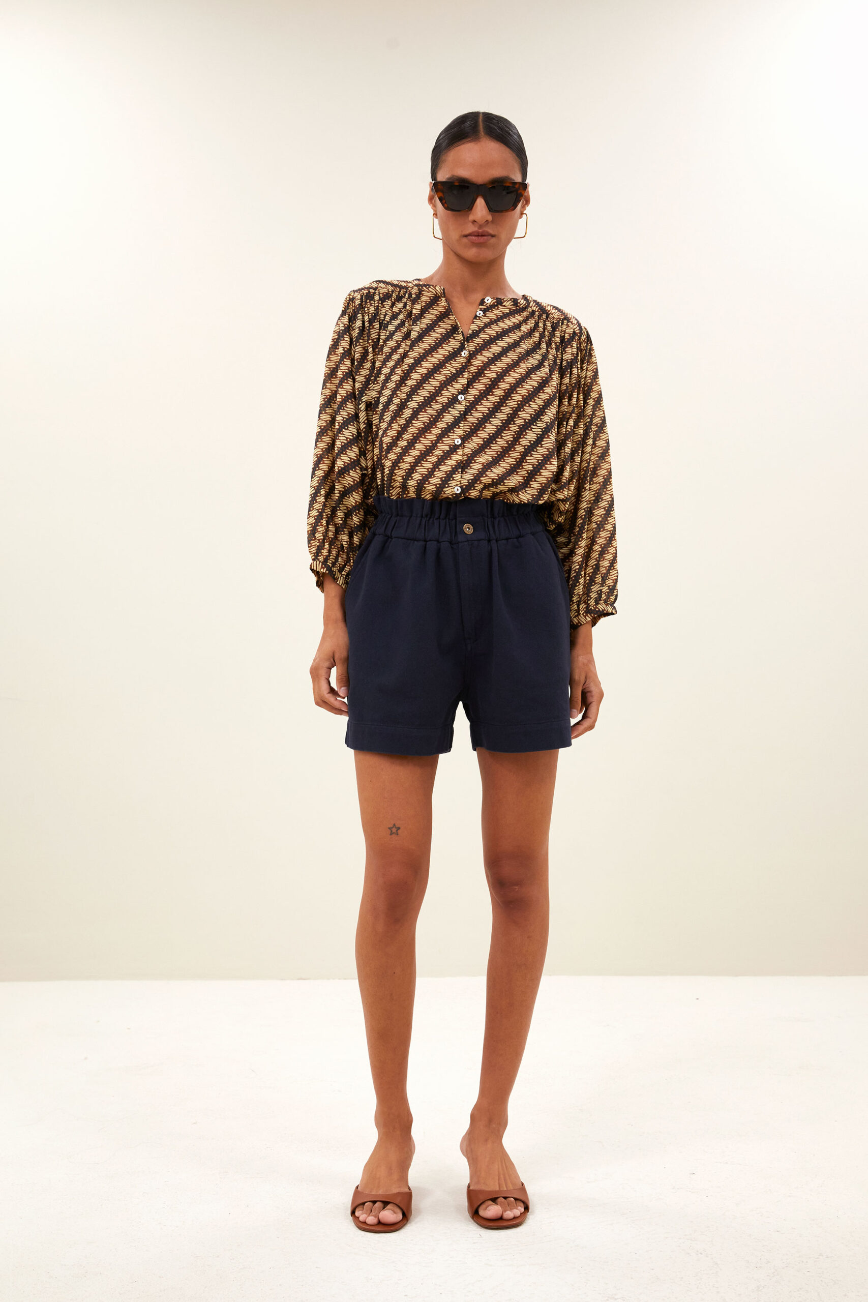 by-bar - leon twill short | captain blue